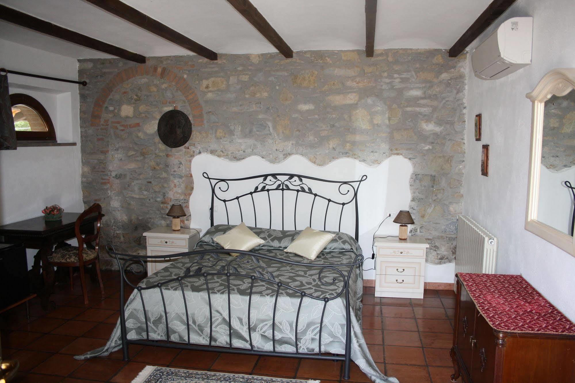 Campo Di Carlo Guest House Sassetta Eksteriør bilde